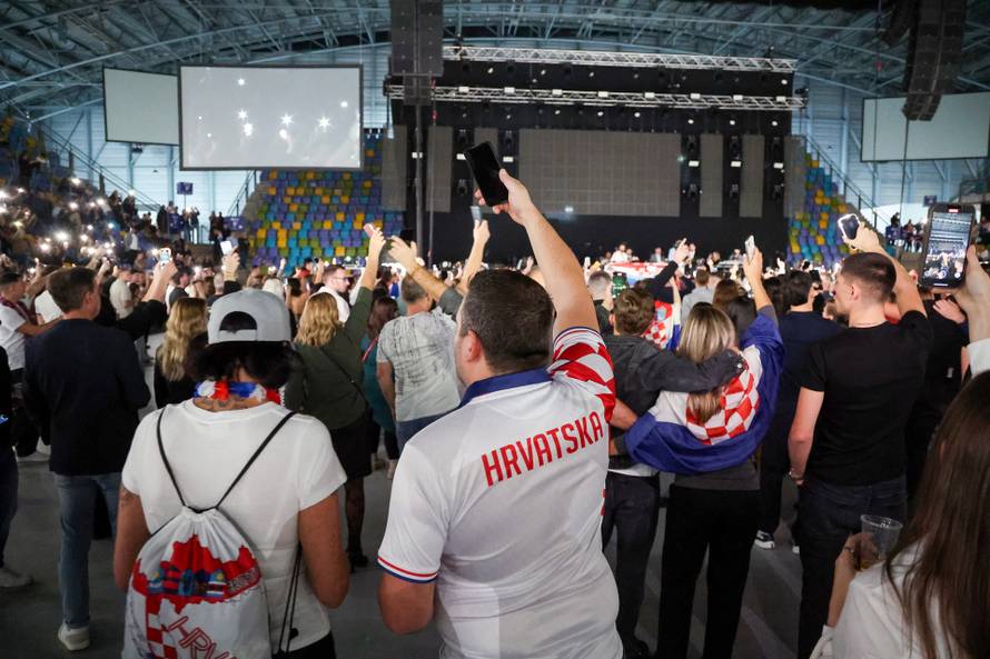 Frankfurt: Hrvatska noć u Suwag Energie Areni