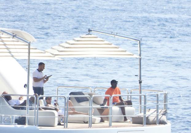 ARHIVA - 2021. Michael Jordan stigao je na Hvar, sa suprugom napravio selfi 