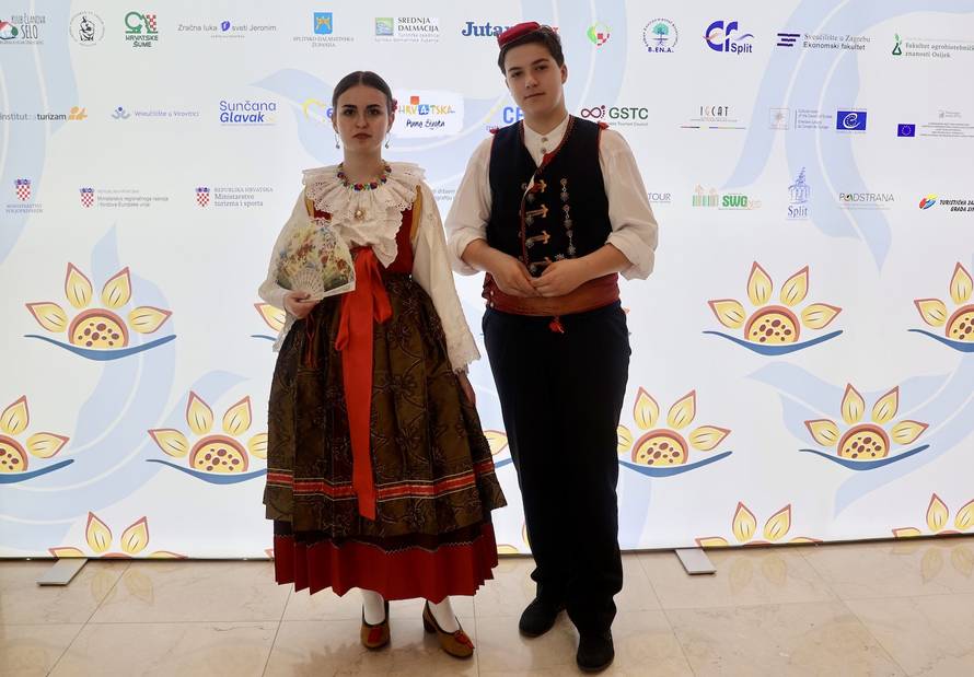 Visoki gosti podijelili iskustva, dan zaokružio posjet Sinju