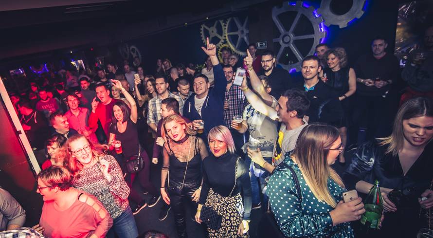 Minea i Ivana Banfić razvalile: 'Vratile ste nas u devedesete...'