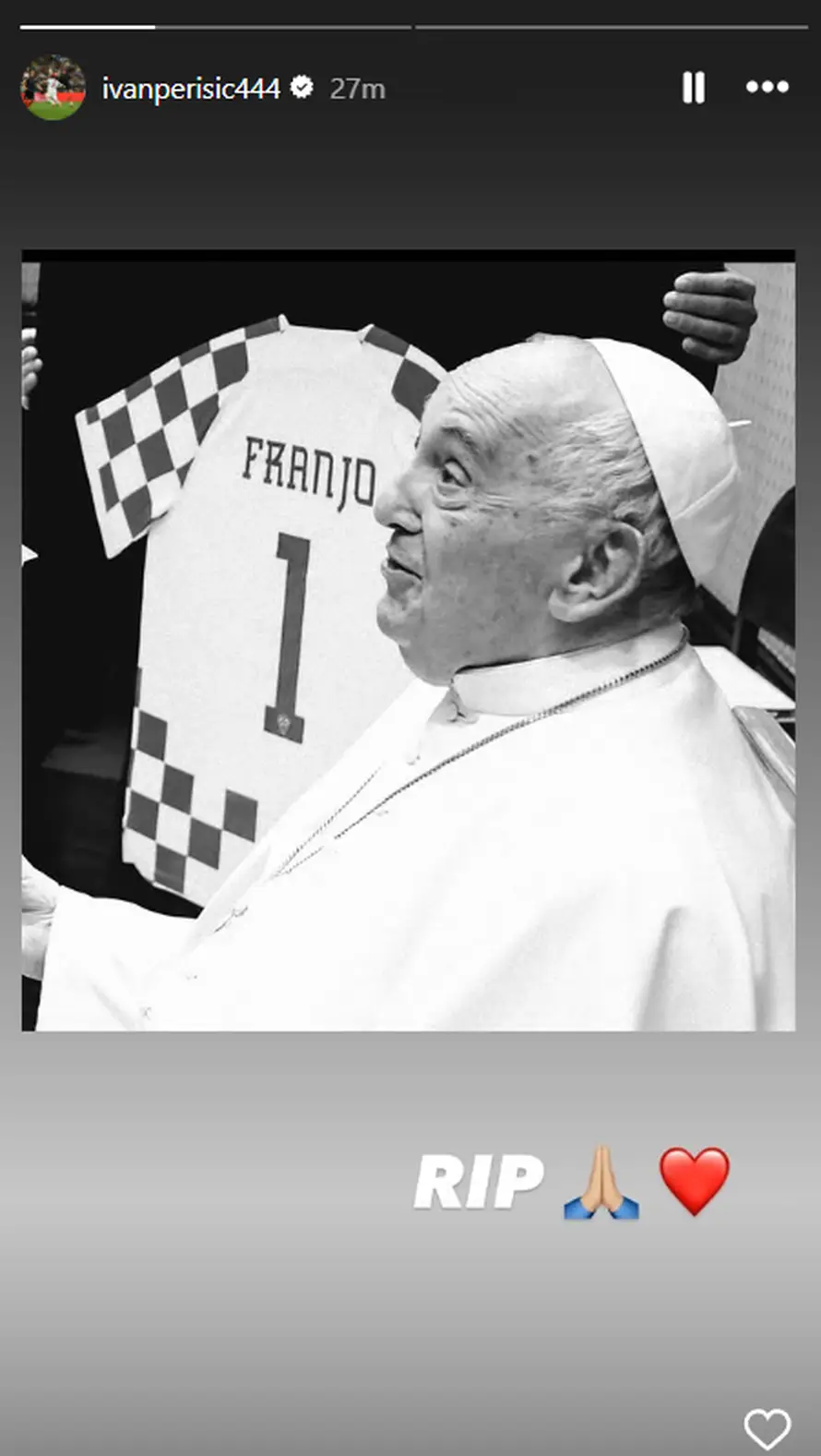 Domaće zvijezde opraštaju se od pape Franje: Nedostajat ćeš u ovom grubom svijetu danas