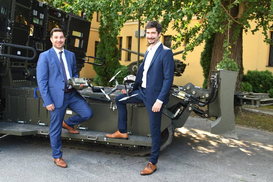 Tvrtke DOK-ING i Orqa razvijaju napredne besposadne sustave