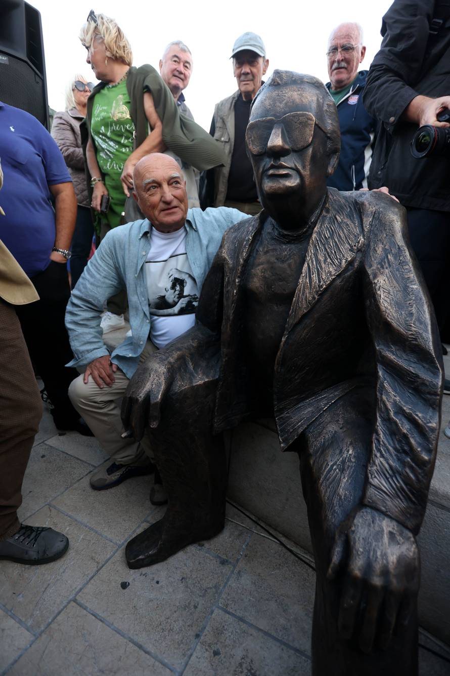 Miljenko Smoje dobio spomenik u Splitu 