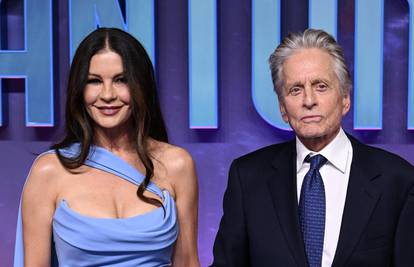 Catherine Zeta Jones i Michael Douglas držali su se za ruke na promociji filma: 'Prekrasni su!'