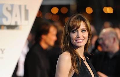 Usamljena Angelina Jolie: Ja uopće nemam prijatelja