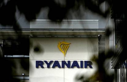 Ryanair planira uvećati bonuse za osoblje koje otkrije preveliku prtljagu, evo koliko dobivaju