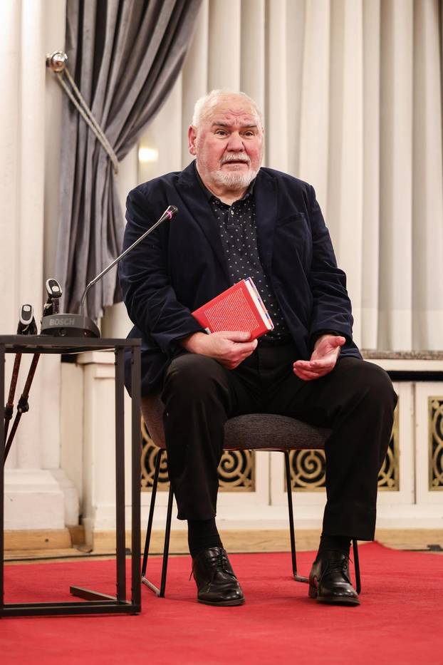 Zagreb: Promocija knjige Žene koje mašu rukama Jadranke Kosor