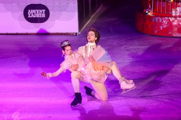 Svečano otvorenje Ledenog parka na Trgu kralja Tomislava uz predstavu Orašar