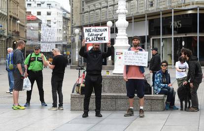 Nekoliko ljudi prosvjedovalo u Zagrebu protiv 5G i cijepljenja