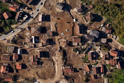 FOTO Potresni prizori iz Donje Jablanice: I mjesec dana nakon vide se posljedice poplave