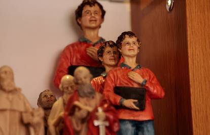 Hodočasnici u Italiji hrle na grob uskoro prvog sveca milenijalca