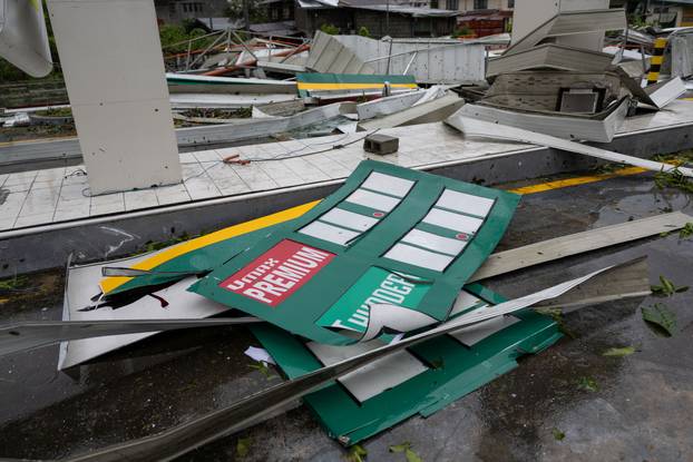 Typhoon Fung-wong in the Philippines