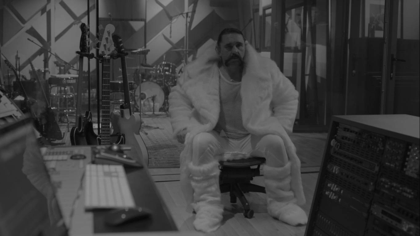 Mrle je postao DJ Demian: Novi alter ego rođen je u spotu pjesme s novog albuma...