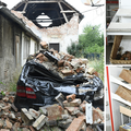 Petrinja 6 mjeseci od potresa: Auto pod ciglama, pokvareni proizvodi  na policama trgovine