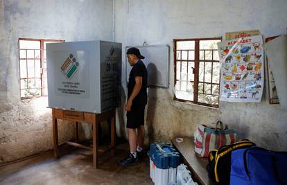Počeli izbori u Indiji: Pravo glasa ima 968 milijuna ljudi