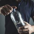 Pomozimo okolišu: Plastične čepove trebate odvajati od boca