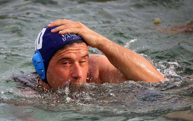 ARHIVA - Beograd: 02.04.1964. godine ro?en pjeva? Goran Karan