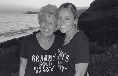 Preminula majka Brad Pitta!