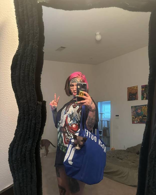 FOTO Cijela je tetovirana, ima i zmijski jezik: 'Vrijeđaju me da sam demon! Osjećam se lijepo'