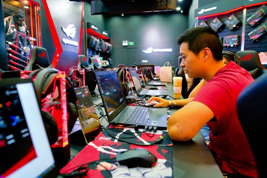 Prošla su 22 sata? Nema više igranja za  mlađe od 18 godina