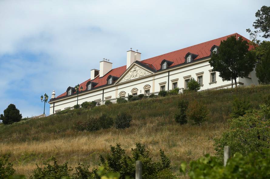 Iskusite čari Kulmerovih dvora: Iznajmljuje se dom Todorićevih