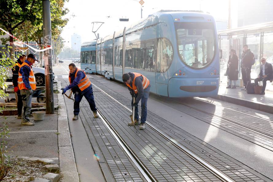 Zagreb: Počeli radovi na rekonstrukciji oba tramvajska kolosijeka u Ulici kneza Branimira