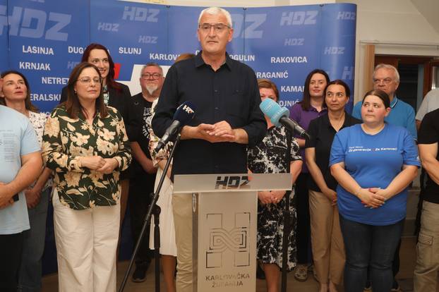 Karlovac: Doček izbornih rezultata u stožeru HDZ-a