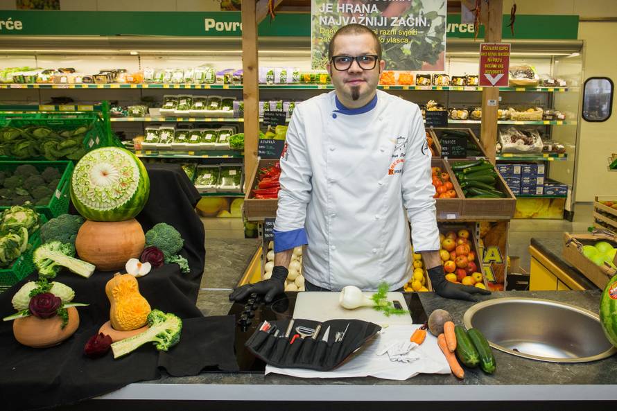 Najčudniji plodovi koje sam rezbario su brokula i avokado