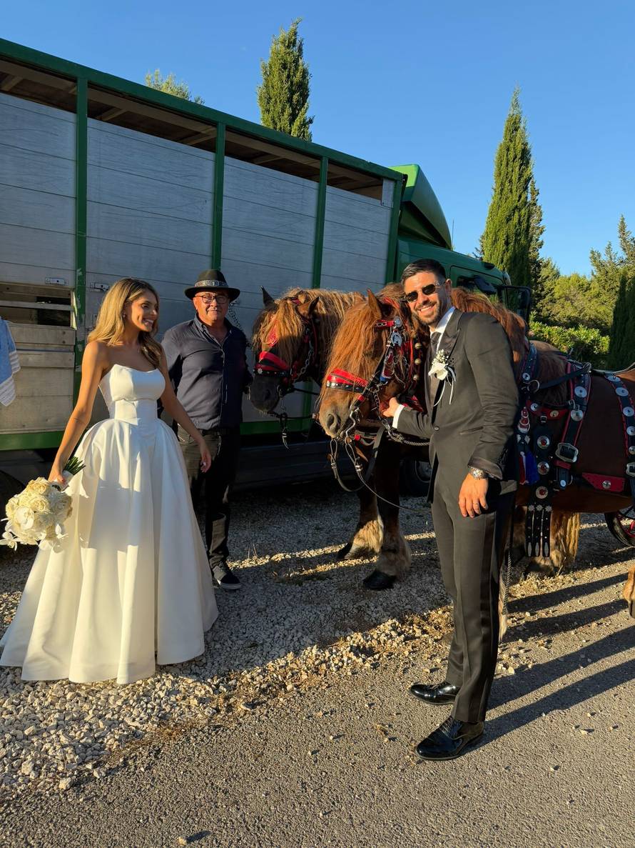 Georgina nosi prsten od šest milijuna eura, a kakva će tek onda biti svadba s Ronaldom?