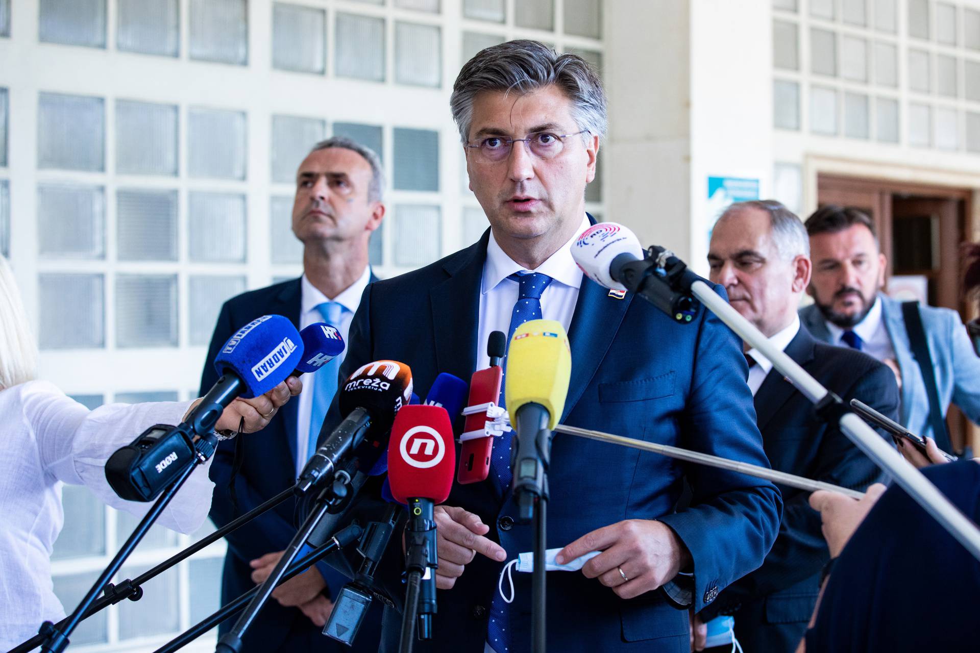 Plenković o protivnicima Stožera: 'Gledam tko što piše, govori, stvari su jasne kao dan'