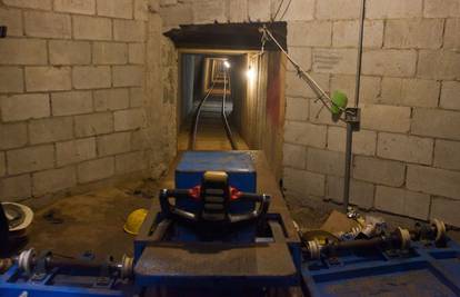Policajci su u San Diegu otkrili krijumčarski tunel dug 550 m