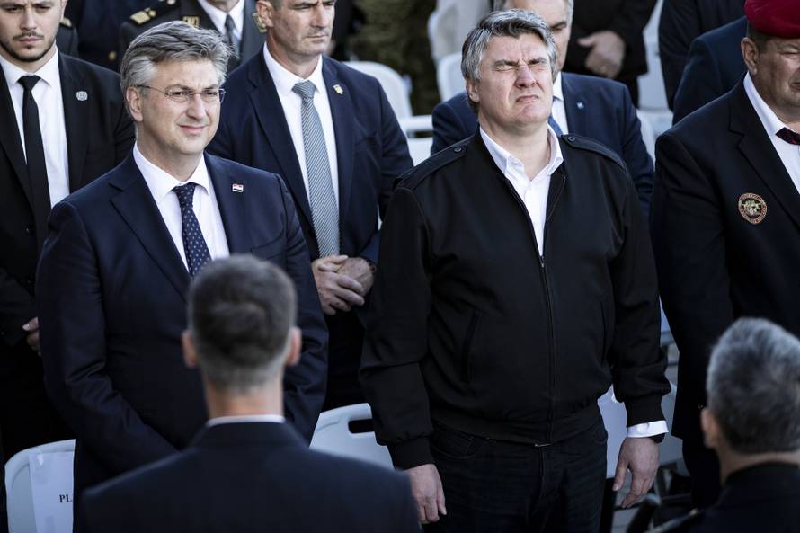 FOTO Plenković i Milanović sjeli su jedan kraj drugoga, ali na licima im nije bilo oduševljenja