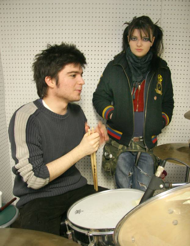 ARHIVA - Ella Dvornik na snimanju demo singla grupe glumca Filipa Riđičkog