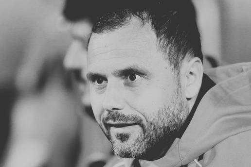 Preminuo je Mladen Bartolovi&cacute;