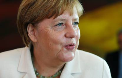 Merkelica se još nada da će Britanci ostati dio Euro unije