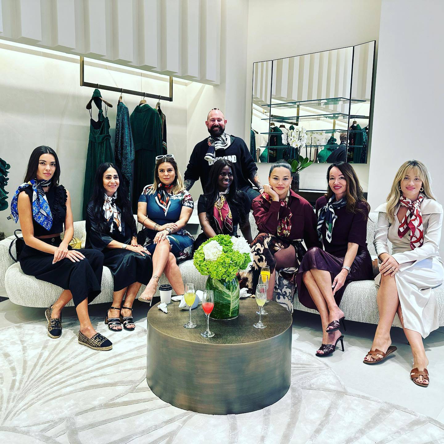 Kakva ekipa! Adriana Lima u društvu Izabel Kovačić i Vanje Modrić na modnoj reviji u Dohi