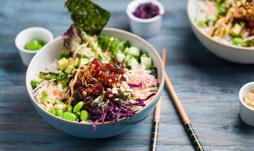 Ukusna i zdrava ‘poke bowl’