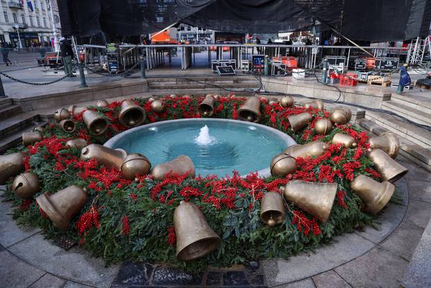 Zagreb: Pozornica za doček Nove godine polako dobiva svoj konačan izgled
