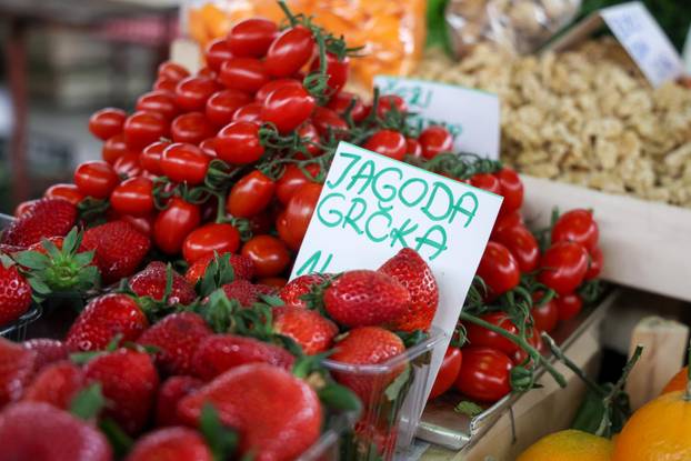 Zagreb: Tržnica Jarun