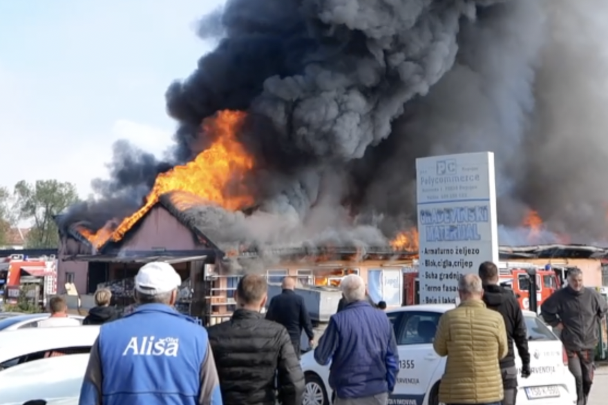 Po&zcaron;ar u Bugojnom