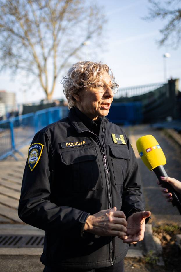 Zagrebačka policija organizirala je  javnu prodaju pronađenih predmeta kojima je istekao rok čuvanja