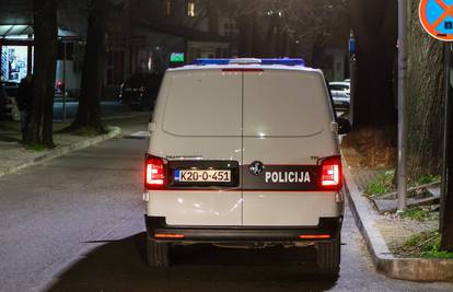 BiH: Drogiran i bez vozačke u tehnički neispravnom vozilu prevozio ilegalne migrante