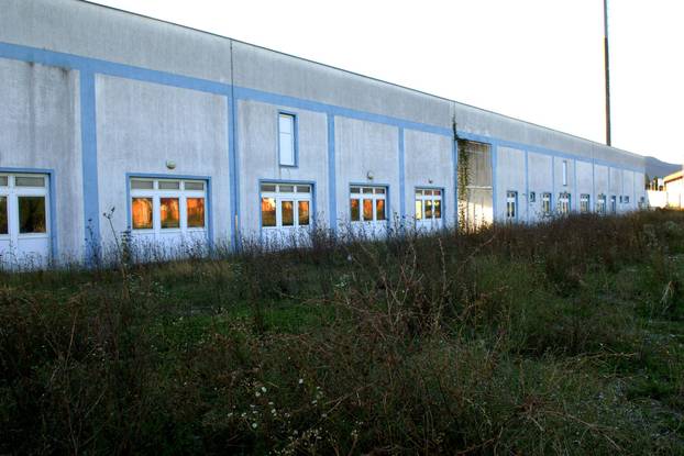 Velika: Zapušteni stadion NK Kamen-Ingrad Velika 