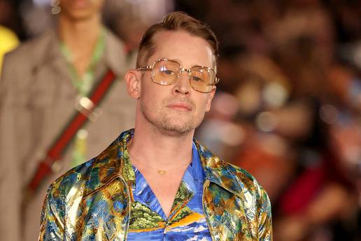 Sam u Gucci! Macaulay Culkin ukrao pažnju na modnoj reviji