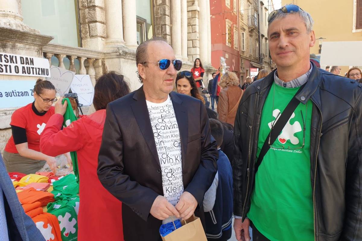 Donirao 24.000 kuna udruzi za autizam, nemoćnima i psima