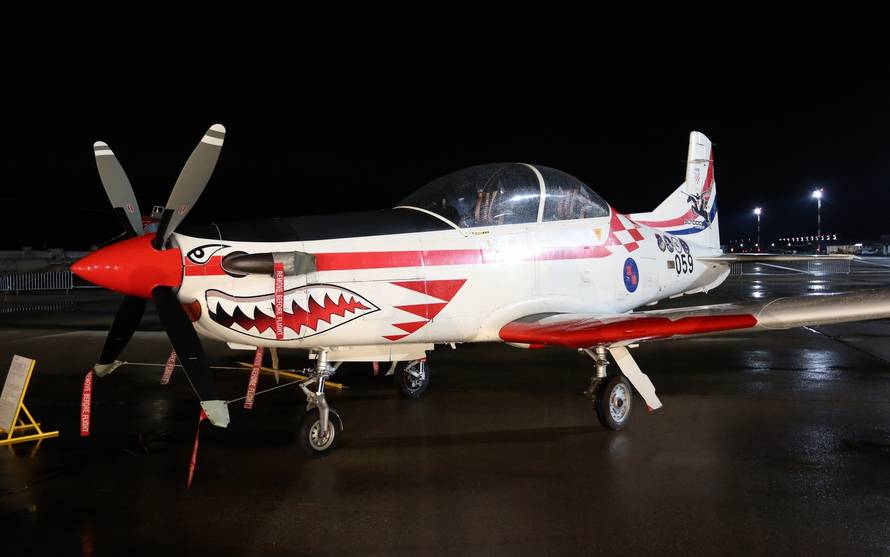 Pripreme u ZraÄnoj luci Franjo TuÄman uoÄi noÄne utrke 00:24