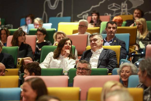 Zagreb: Predsjednik Milanović sa suprugom na otvorenju ZagrebDoxa 2026. i projekciji filma "Sintetičko suosjećanje"