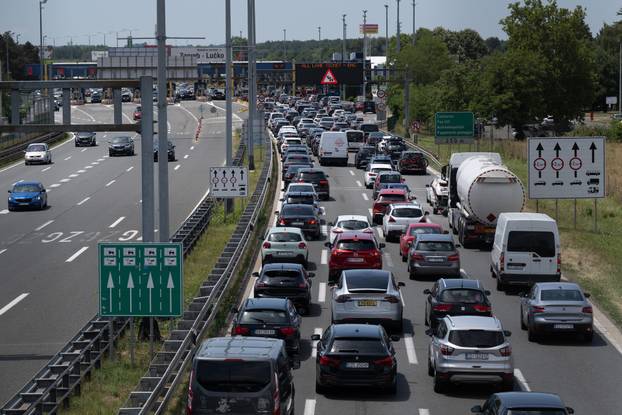 Zagreb: Gužve na naplatnoj postaji Lučko