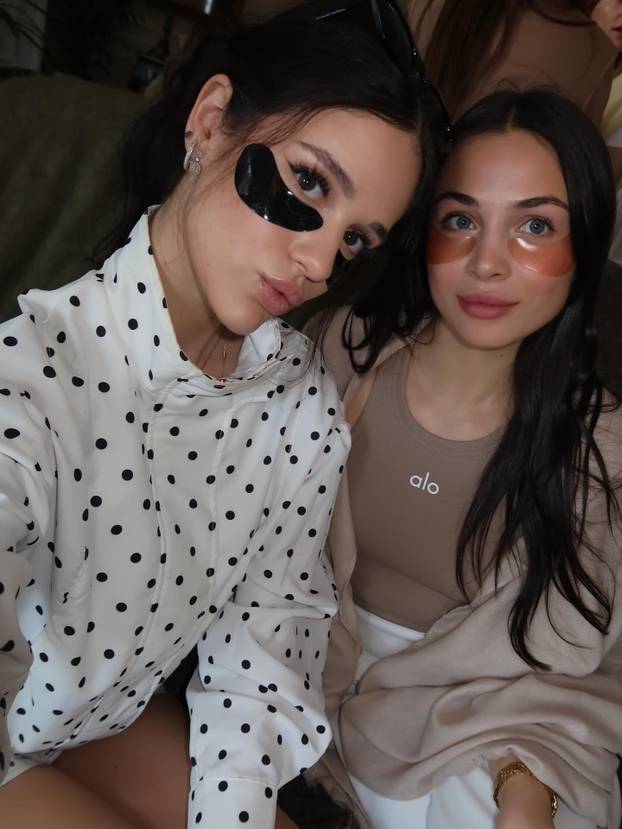 FOTO Čehinja zavela rekordera F1 pa ga ostavila, a on briljira