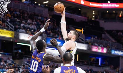 Ivica Zubac debitirao za Pacerse u porazu, Joki&cacute; re&zcaron;irao preokret Nuggetsa. Don&ccaron;i&cacute; brojao do 51